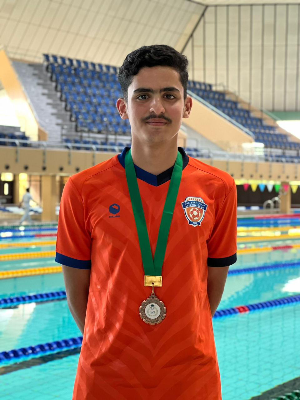 المنضم حديثاً لسباحة الفيحاء داود الرشيدي يحقق برونزية في بطولة منطقة الرياض