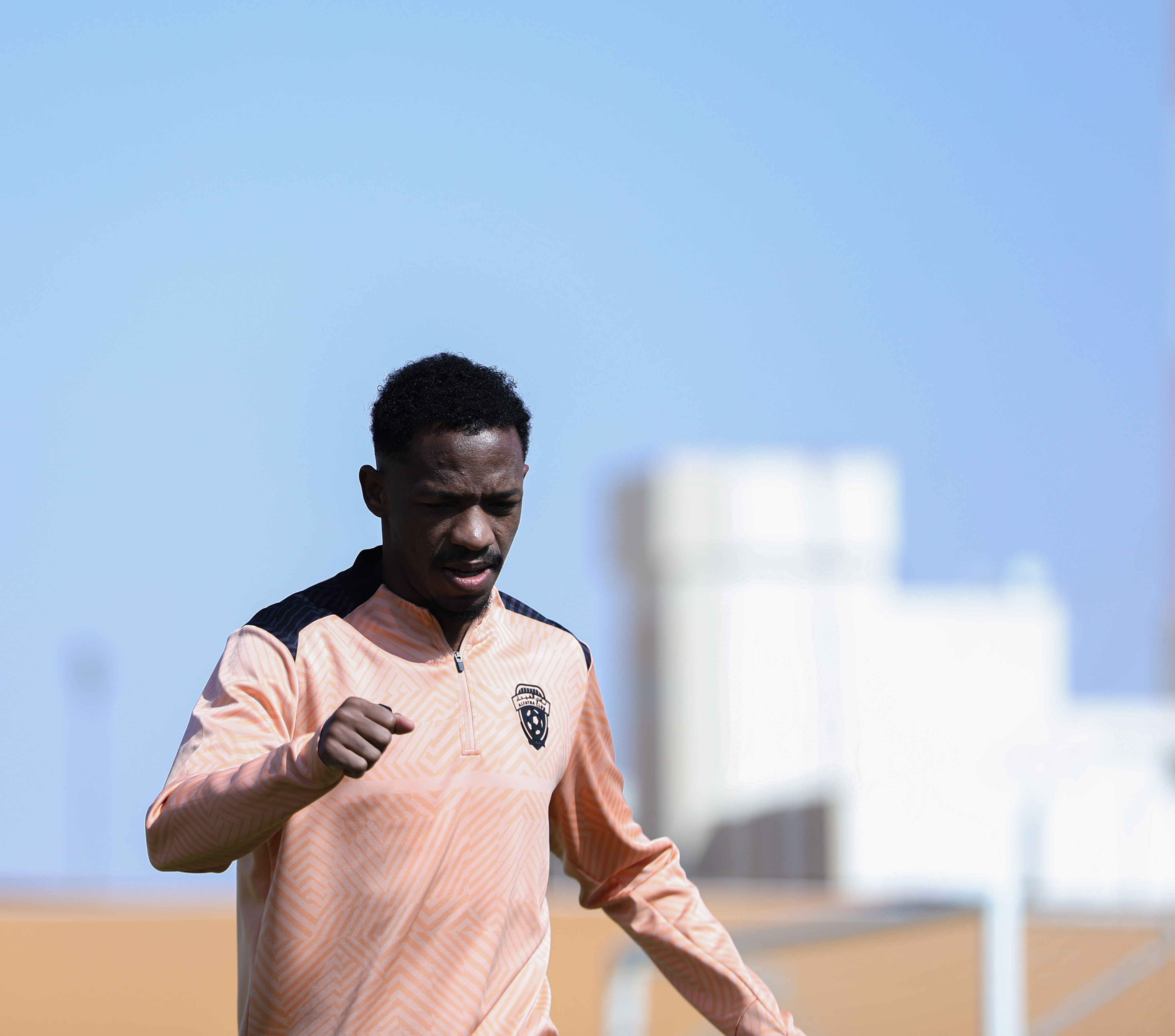 الفيحاء يستأنف تدريباته اليومية على ملعب معالي الشيخ عبدالعزيز التويجري بالنادي