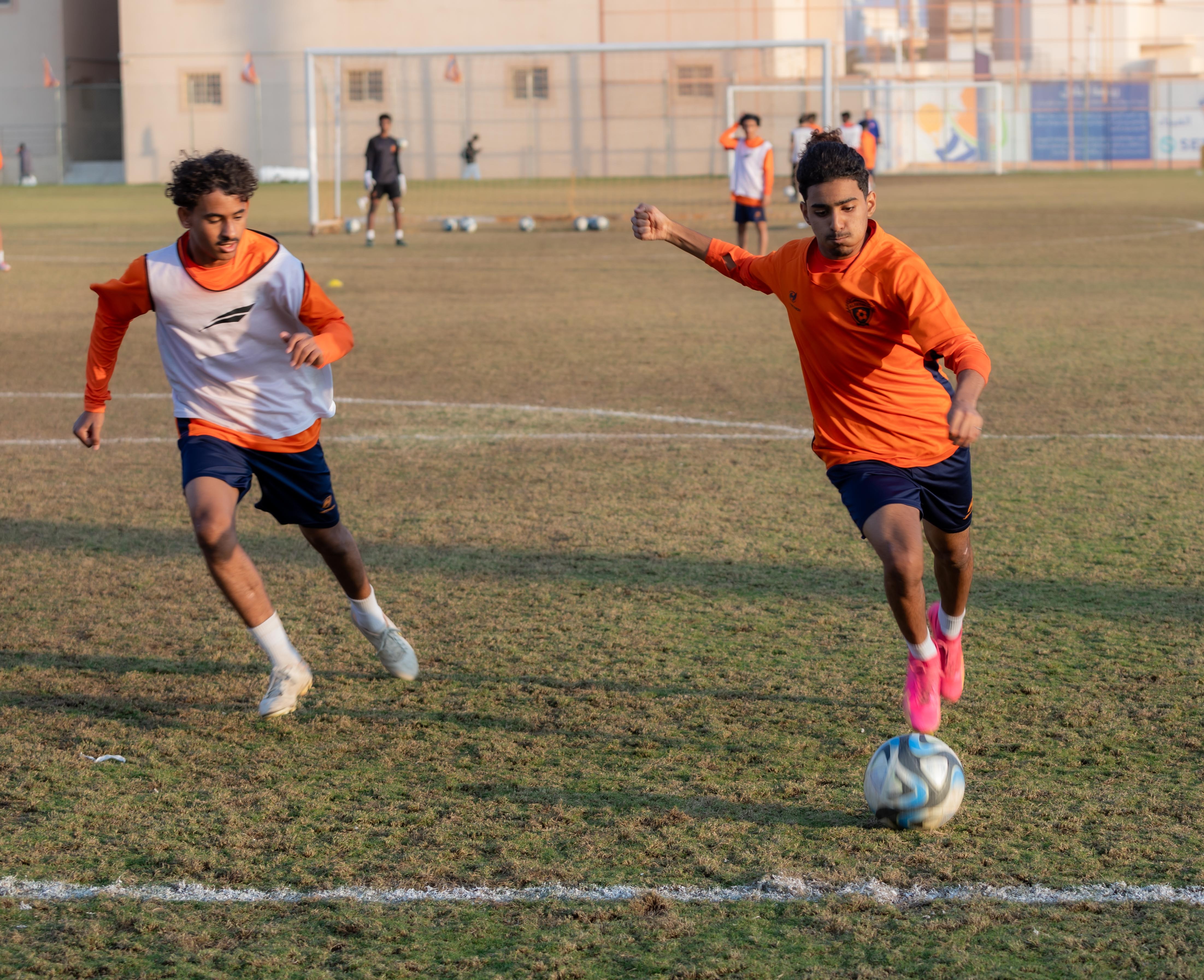 الفيحاء تحت 15 سنة يجري تمرينه الرئيسي استعداداً لمباراة نظيره نادي الاتفاق .